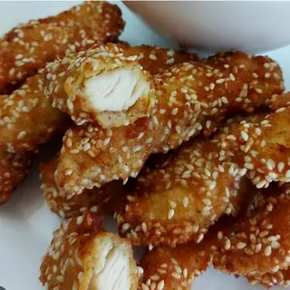 Pileći štapići sa susamom 300 gr.