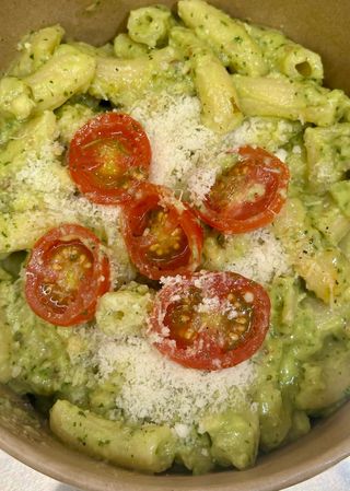Salsa Pesto Con Aguacate