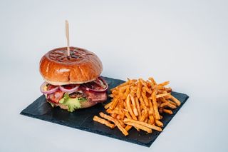 /НОВО/ ФИФТИ-ФИФТИ БУРГЕР