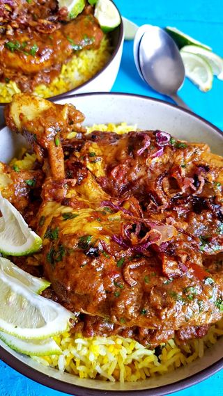 Chicken Biryani and mango or passion juice (250ml)