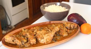 Kédjénou De Poulet Entier + Accompagnement