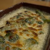 Запечени броколи с рокфор