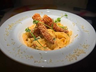 ПАСТА ПАНКО З КРЕВЕТКАМИ ТА ЧЕДДЕРОМ (295g)