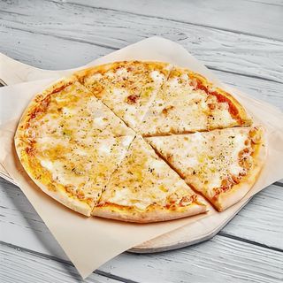 Пицца "Четыре сыра"