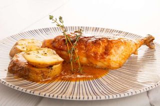 Pollo asado estilo a la provenzal