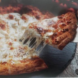 PIZZA CUATRO QUESO   (Mediana)