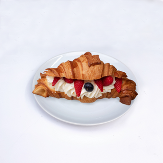 Croissant De Mascarpone Y Frutos Rojos