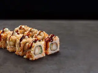 092. Uramaki tempura roll 8 pezzi