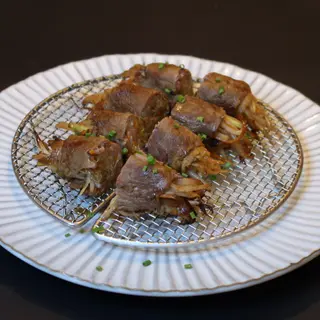 47- Gyuniku Maki 