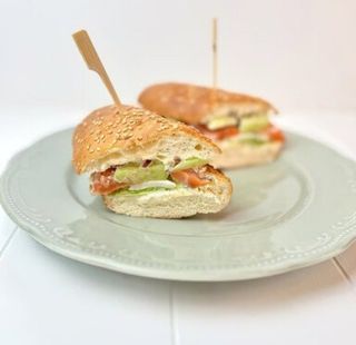 Сэндвич с лососем