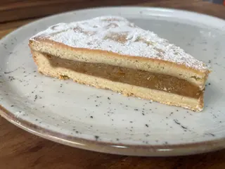 Lenja pita Marelica