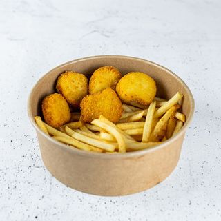 Chichen Nuggets 6 komada i pomfrit