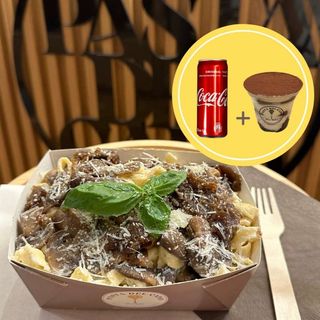Mixed Mushrooms & Caramelized Onion + Tiramisu + Coca-Cola 0.33l