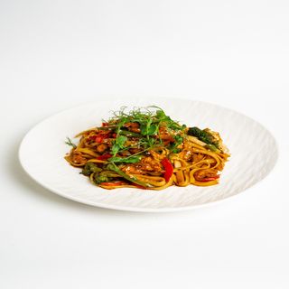 Удон с курицей