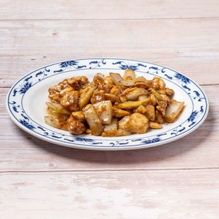 pollo con almendras