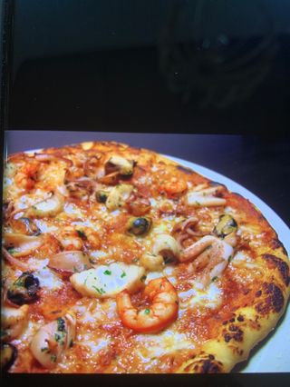 Pizza del mar 33x33cm+ refresco lata 