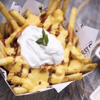 El Mundo Fries Cordon Bleu