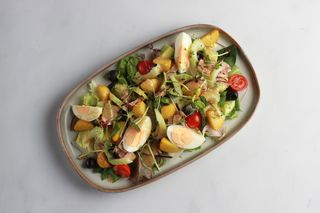 Салат Нисуаз с тунцом (370г)