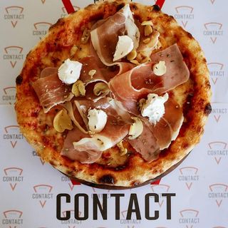 Contact pizza medium 700gr + Coca-Cola