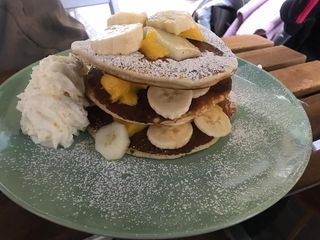 Pancake Crema di nocciole e frutta fresca