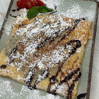 Млинець з нутеллою та бананом