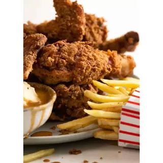 12 Pieces + 2chips + 2l Soda