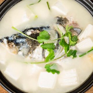 Fish head tofu soup 