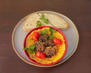 Ovo Mexido com Cogumelos, Tomate Cherry e Orégãos