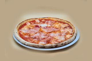 Pizza prosciutto