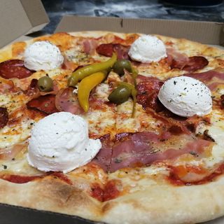 Fat box pizza