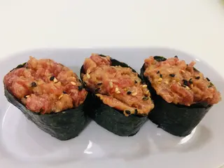 38 Gunkan de Tartar de Tonyina  (3 Pzs.)