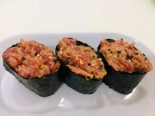 38 Gunkan de Tartar de Tonyina  (3 Pzs.)