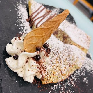 Crepes Lotus con nutella e biscotti Lotus