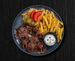 Shaorma de vită la farfurie