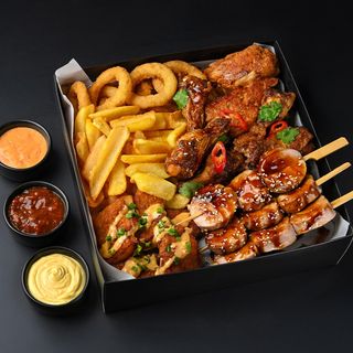 Чікен бокс  (1500/30/30/30 г)