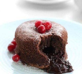Petit Gateau de Chocolate