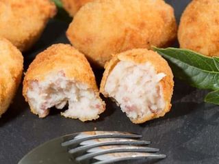 Croquetas De Pollo Caseras Con Patatas (6 Uds.)