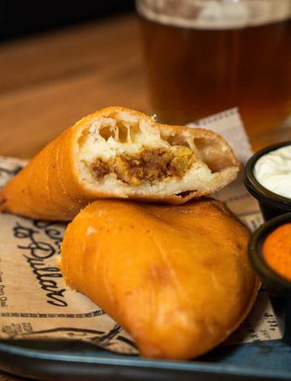Empanada de Platano y Queso