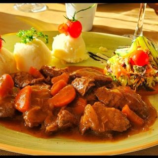 ESTOFADO DE TERNERA AL ESTILO BELGA