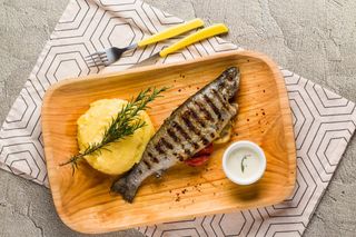 Biban de mare la gratar/ prajit cu Mmamaliga