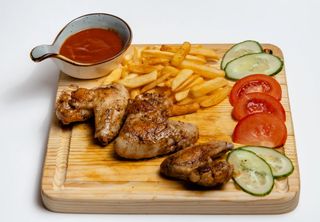 Куриные крылья на гриле