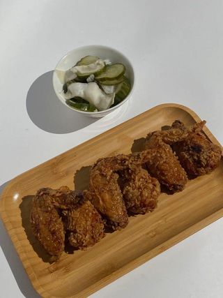 Куриные крылышки в фирменном соусе