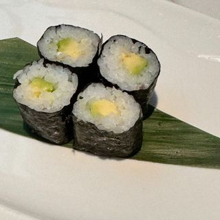 S53 Avocado maki 8PZ