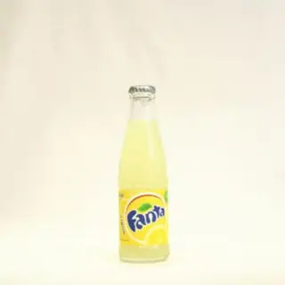 Fanta Limón botellín 200ml.