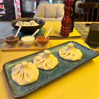 KHINKALI CU BRÂNZĂ