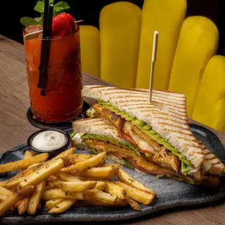 Club sandwich de pollo