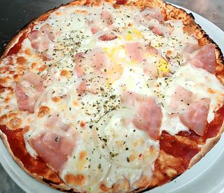 Pizze svizzera (33 cm.)