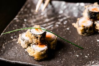 CRUNCH ROLL