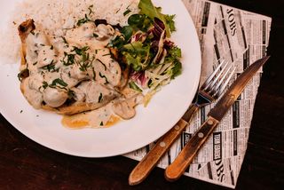 Piept de pui suprem cu piure de cartofi