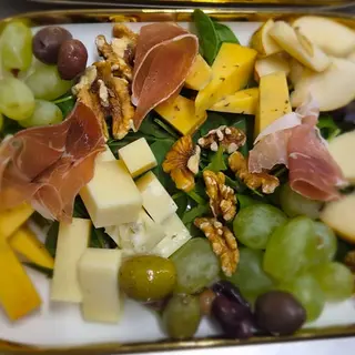 Mix Tapas (platou pt 2 persoane)